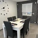 Villa privative 3 chambres et piscine priv près Carcassonne